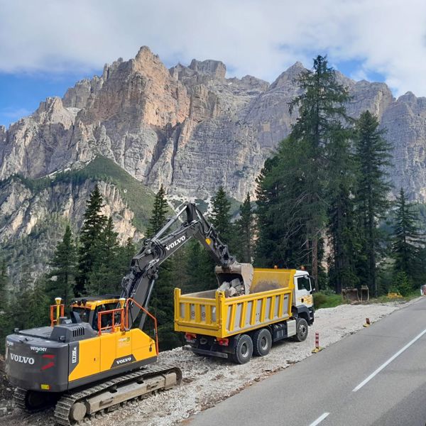 Transporte und Kranarbeiten